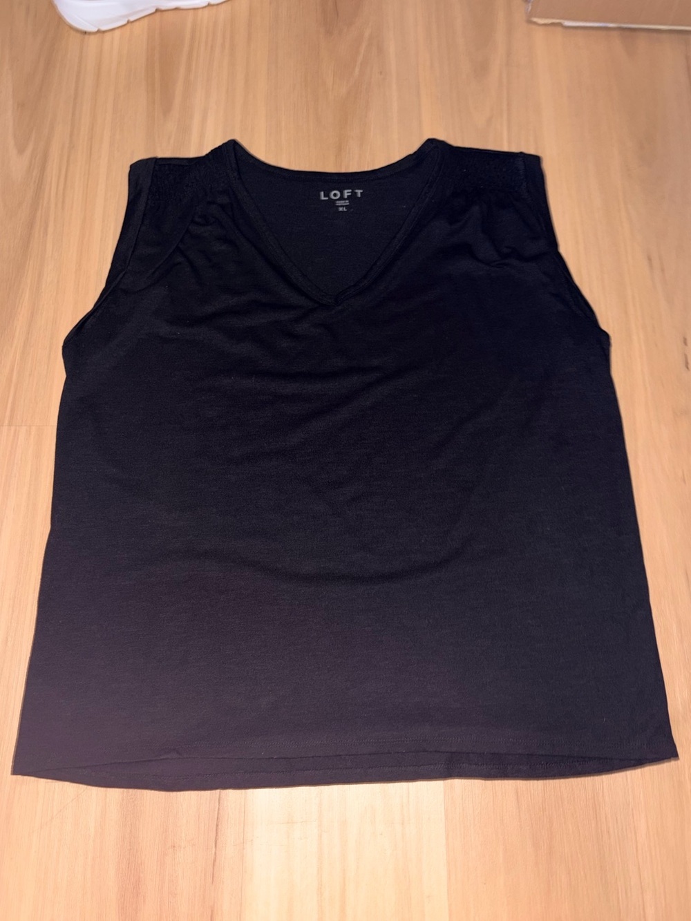 LOFT Black V-Neck Sleeveless Knit Tank